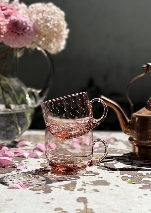 Hrneček Slza v růžovém křišťálu