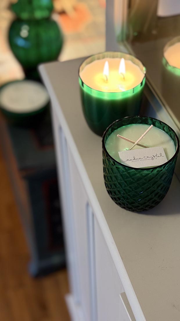 Přírodní svíčka v křišťálu SMARAGD "Crystalka" - Obrázek 3